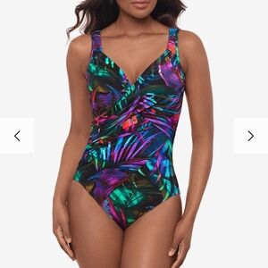 Miraclesuit Palma Paradiso Revele Swimsuit Size 16